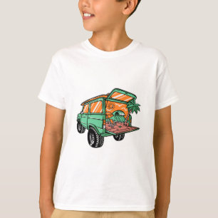 ビーチの景色を車から眺める イラスト 夏の楽しみ Tシャツ