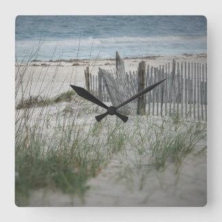 ビーチの正方形の柱時計の時間 スクエア壁時計