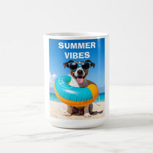 ビーチの犬の夏の雰囲気 コーヒーマグカップ (中央)