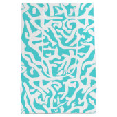 ビーチの珊瑚礁パターン航海ので白い青 ミディアムペーパーバッグ (裏面)