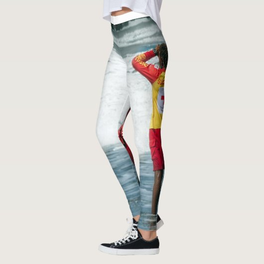 ビーチの白いレギンス レギンス (左)