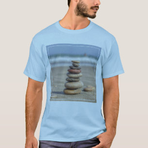 ビーチの石造りタワー Tシャツ