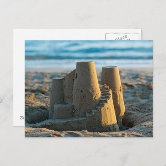 ビーチの砂の城 かわいい 夏の楽しい 海辺の風景 ポストカード (正面/裏面)