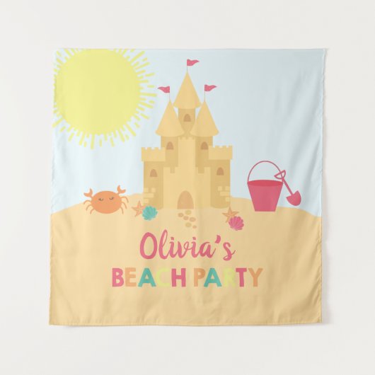 ビーチの誕生日パーティーで砂の城 タペストリー (正面)