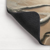 ビーチの足跡と海の泡 マウスパッド (コーナー)