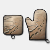 ビーチの足跡と海の泡 鍋つかみ&鍋敷きセット (正面)