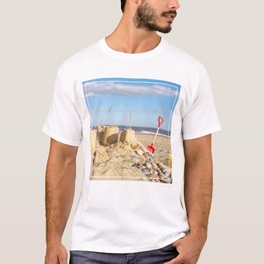 ビーチのSandcastle Tシャツ (正面)