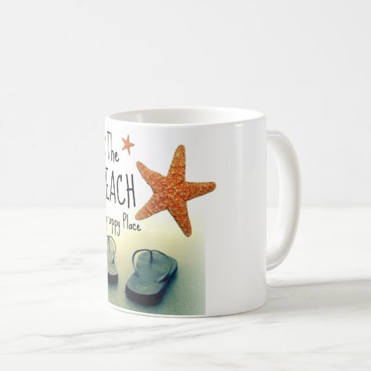 ビーチは私の幸せな場所のビーチサンダルのマグです コーヒーマグカップ (正面右)