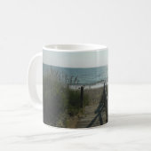 ビーチへのアクセス コーヒーマグカップ (正面左)