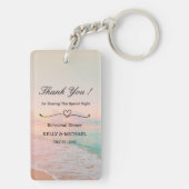 ビーチをテーマにしたリハーサルディナーの贈り物 キーホルダー (裏面)