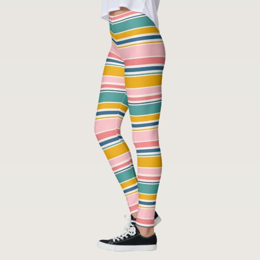 ビーチをテーマにした色のストライプ レギンス (左)