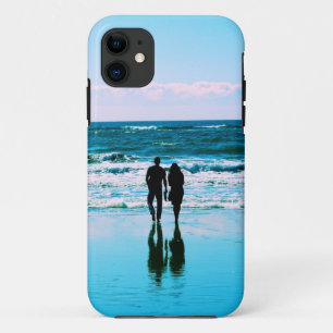 ビーチを歩くロマンスの携帯ケース iPhone 11 ケース
