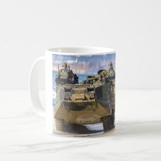 ビーチアーマー – アサルト水陸両用車 コーヒーマグカップ (正面左)