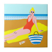 ビーチキーン – 黄色 タイル (正面)