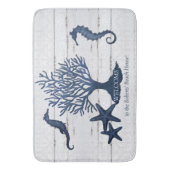 ビーチコースタルネイビーブルーンウッドシーホースコーラル バスマット (正面縦)