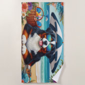 ビーチサイドベルネーゼのブリス:クールサングラス付き犬 ビーチタオル (正面)