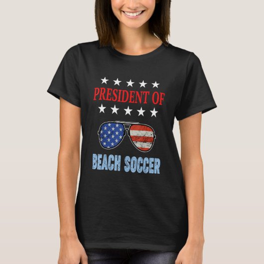 ビーチサッカーアクセサリーUsa国旗のビーチことわざ Tシャツ (正面)
