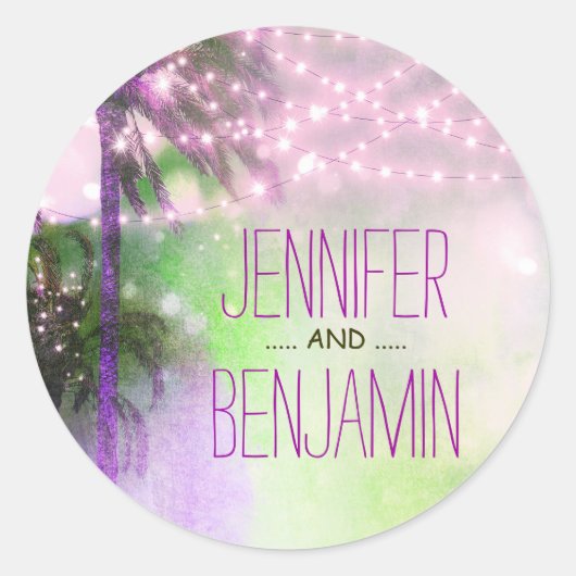 ビーチサンセットパームストリングライツパープル結婚ズ ラウンドシール (正面)