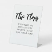 ビーチサンダルおもしろいは少し多結婚くの兆候を踊る 台座サイン (正面)