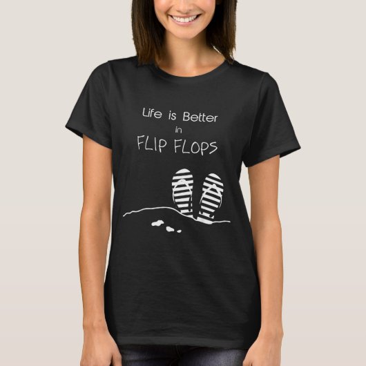 ビーチサンダルで過ごすのが最高 Tシャツ (正面)