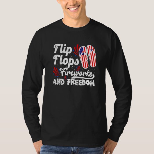 ビーチサンダルと花火と7月の自由4 Tシャツ (正面)