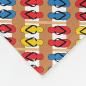 ビーチサンダルの原色のストライプ フリースブランケット (角)