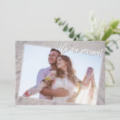 ビーチサンドの流した結婚式の報告 招待状 (スタンド正面)