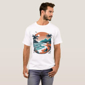ビーチサーフレトロサンセット＆ヤシの木 Tシャツ (正面フル)