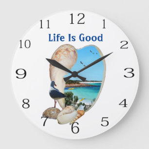 ビーチシェルの壁時計のビーチシーン。 ラージ壁時計