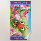 ビーチタオルのてんとう虫の花園。 紫色の端 ビーチタオル (正面)