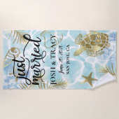 ビーチタオル、ビーチ結婚式用たった今結婚しました ビーチタオル (正面)