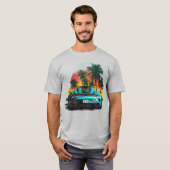 ビーチターコイズターボスポーツカーガイ10代のレースカー Tシャツ (正面フル)