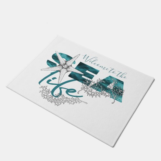 ビーチハウスアクアブルーシーライフタイポグラフィへようこそ ドアマット (アングル)