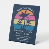 ビーチハウスバケーションレンタルウェルカムアンドウィフィ 台座サイン (正面)