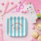 ビーチハウス名前をカスタムするブルーカバナストライプホテル ペーパープレート (パーティー)