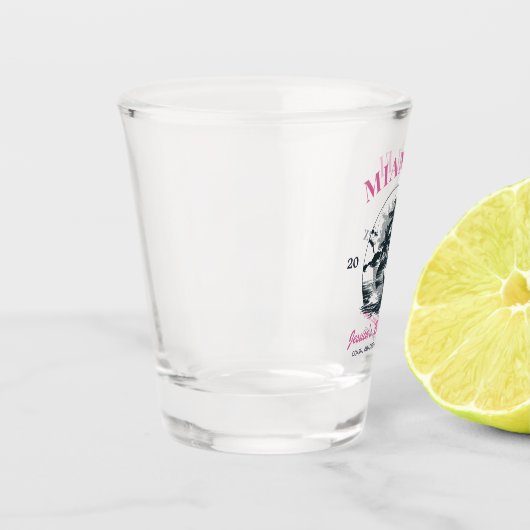 ビーチバチェロレッテガールズウィークエンドトリップカスタム ショットグラス (左)