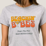 ビーチバチェロレッテレトロビーチシンバベス Tシャツ<br><div class="desc">このビーチのバチェロレッテTシャツで今後のバチェロレッテ素晴らしにスプラッシュパーソナライズされたを作ろう。あなたは祝はバッハ旅行でも、女子の休暇でも、友達の休日でも最高の、このビーチのバチェロレッテのTシャツはあなたの忘れられない休暇に完璧に追加されカスタムる。文字オプションを使用して、バチェロレッテの服装に個人touchを追加する。お想像スポーツの客様の特別なイベントを記念して独自にデザインされた上品なtシャツグルーヴとレトロなデザインは、シックでタイムレスな外観を保証し、ビーチの思い出が消えた後に長い時間を大切にする。レトロなデザインのエッセンスを取り込み、服の心地よいを楽モダンしむ。このヴィンテージインスパイアシャツは両方の世界を楽に最高の混合させる。太陽に浸されたビーチからナイトライフまで鮮やか、これらのシャツはスタイルと心地よいの典型である。理想的なバチェロレッテを探す?もう見ろ!このカスタムTシャツはスタイルで分隊を団結させるだけでなく、忘れられないパーティーの好意と同じくらい二重に。あなたの女の子はあなたのビーチのバチェロレッテ冒険からこれらの記念品を崇拝し、笑いの思い出を思い出させ、結合、そして無限のおもしろいを共有した。あなたは波や踊りでカクテルを飲むかどうかは遠くに、このカスタムTシャツは、あなたのバチェロレッテの贅沢のあらゆる瞬間のための完璧なアンサンブルである。touchパーソナライズされたとシックなデザインは、忘れられない旅の本質を捉えるInstagramの価値のある写真のために作る。このビーチバチェロレッテTシャツで頭を回し、永続的な思い出を作るカスタム準備をしなさい。詳細を通して個性を輝かせパーソナライズされた、レトロなビーチサイドのお祝いの魔法に楽しめインスパイアる。今すぐ買い物し、あなたのバチェロレッテを覚えるイベントにする!</div>