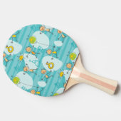 ビーチパターンで遊んでいるかわいい子供 卓球ラケット (横)