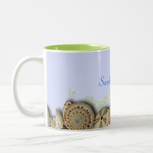 ビーチパーソナライズされたシェル、ヤシの木コーヒーマグ ツートーンマグカップ (左)