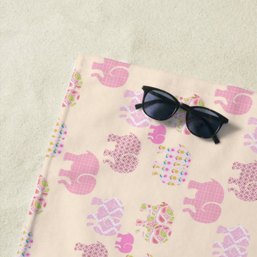 ビーチパーソナライズされたタオル赤ちゃんガールゾーンズピンク ビーチタオル (インサイチュ)