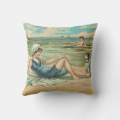 ビーチビクトリアンスイムガール海サマーバケーション クッション (裏面)