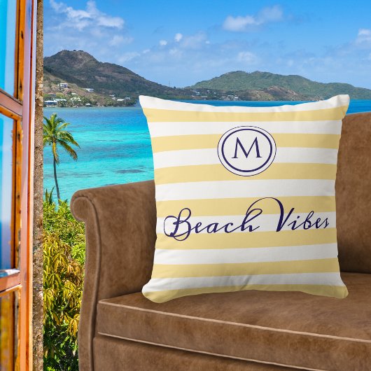 ビーチビベスモノグラムストライプのイエローホワイトシック クッション