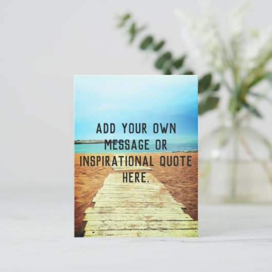 ビーチボードウォーク – 独自のメッセージまたは引用文 ポストカード (スタンド正面)