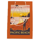 ビーチ及び凧-太平洋のビーチ、ワシントン州 ミディアムペーパーバッグ (裏面)