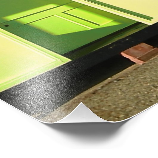 ビーチ小屋の青い空とイギリスの海辺の写真 フォトプリント            (角)