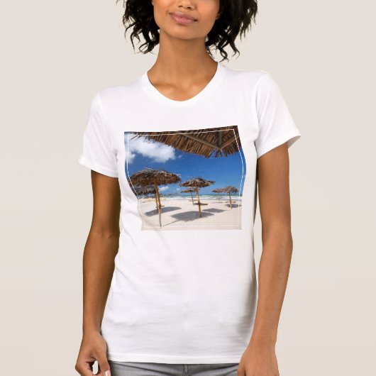 ビーチ小屋|Brazil Tシャツ (正面)