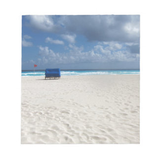 ビーチ椅子が待つ ノートパッド