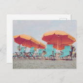 ビーチ椅子で青とオレンジの旅行写真 ポストカード (正面/裏面)