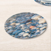 ビーチ石は湖岸にある ラウンドペーパーコースター (アングル)