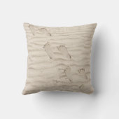 ビーチ砂足跡 クッション (裏面)